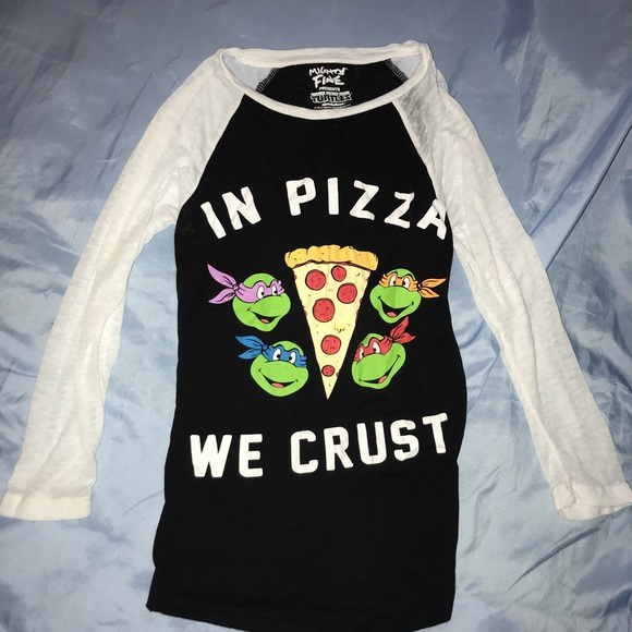 Mighty Fine Tops - Ninja Turtles In Pizza We Crust Baseball Tee Mighty Fine Tops - Ninja Turtles In Pizza We Crust Baseball Tee